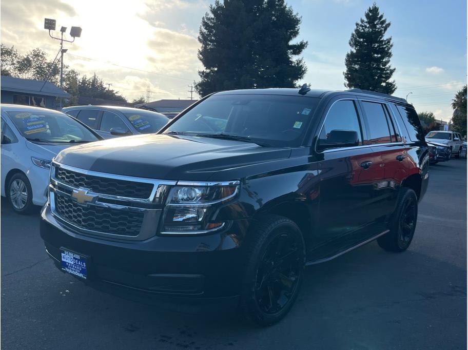 Used 2018 Chevrolet Tahoe LT with VIN 1GNSCBKC8JR188287 for sale in Hayward, CA