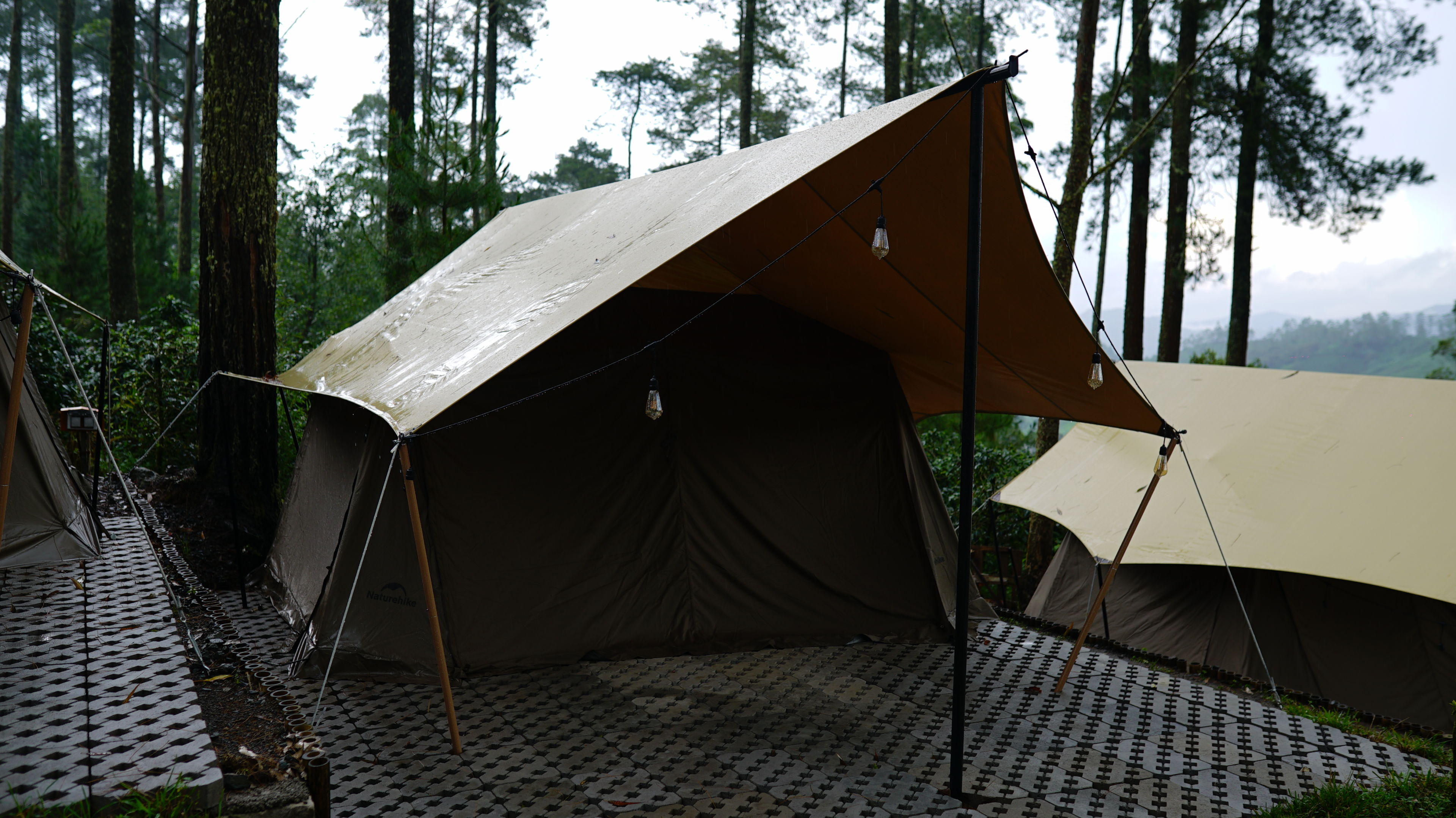 Tenda Senja 04