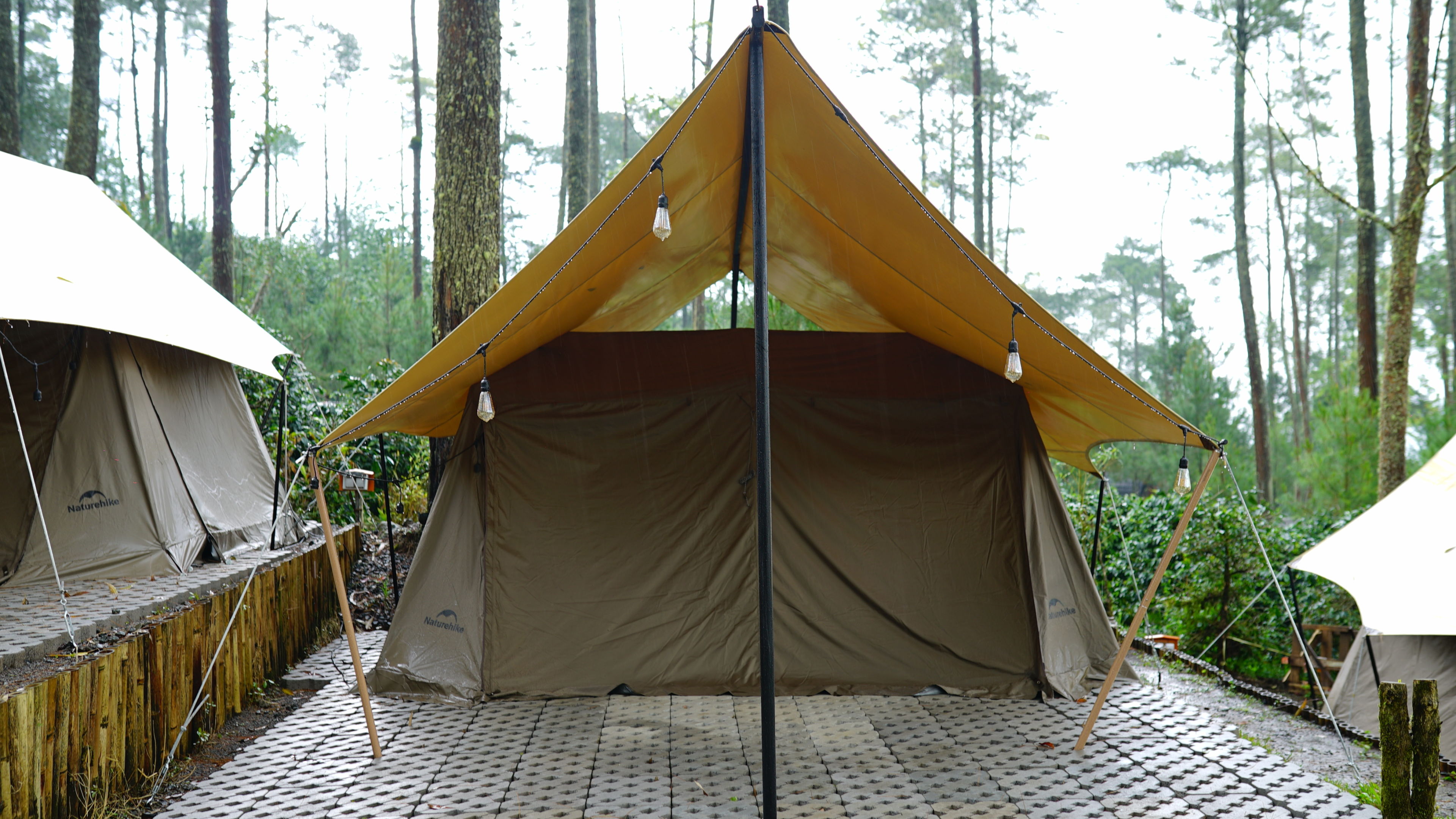 Tenda Senja 08