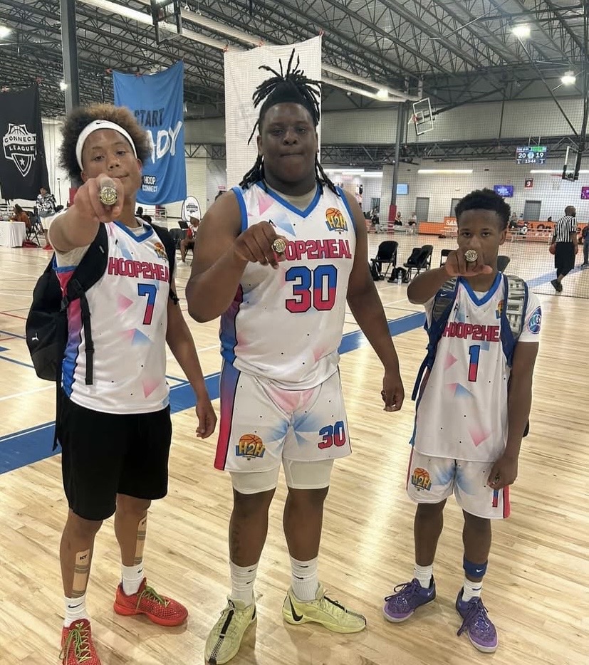 Hoop2Heal-sponsored AAU team, tournament