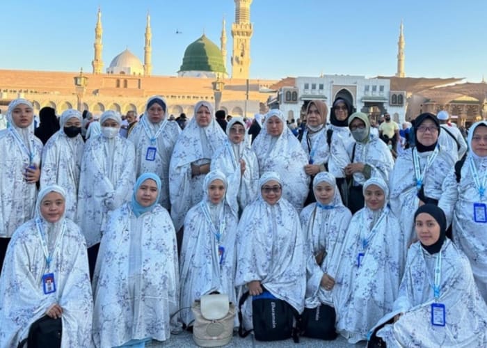 Paket umroh Silver · Makkah First Desember