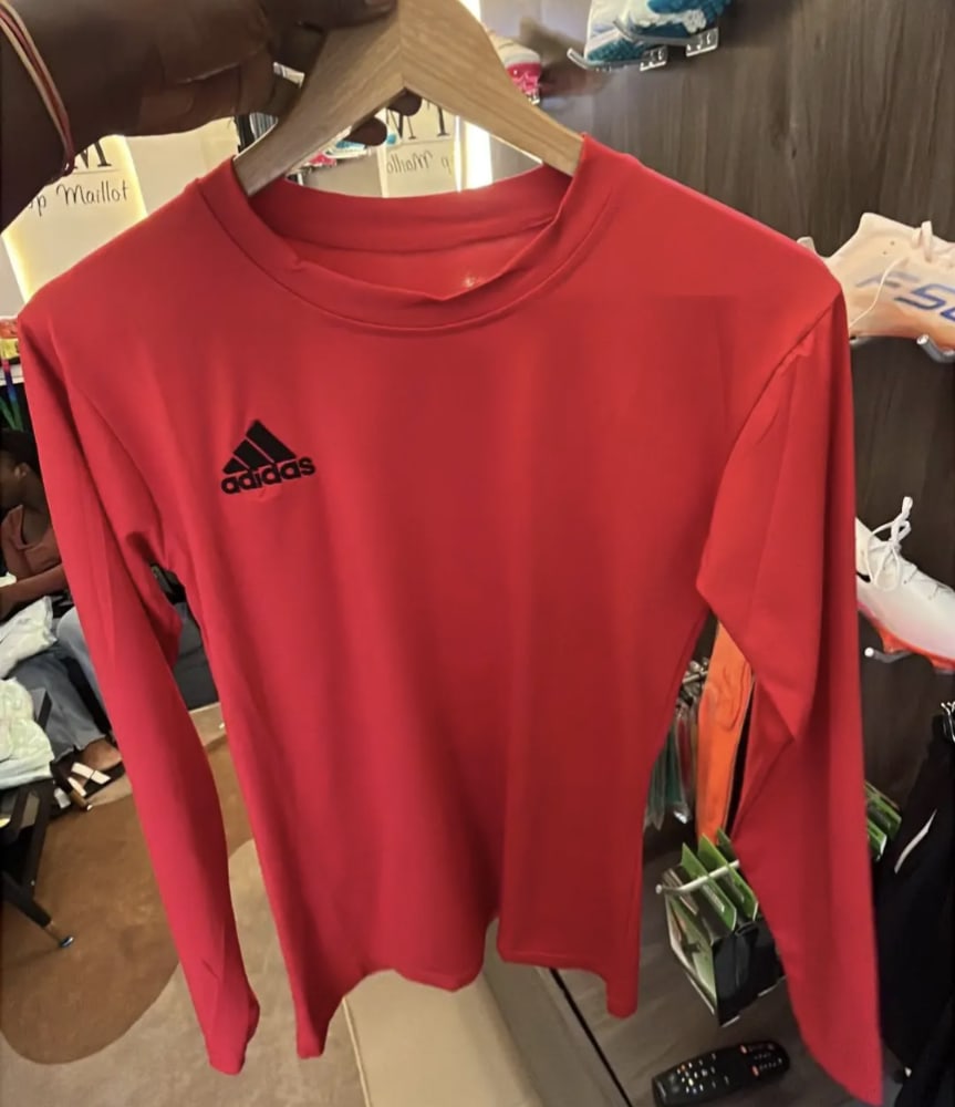 T-shirt Adidas manches longues rouge