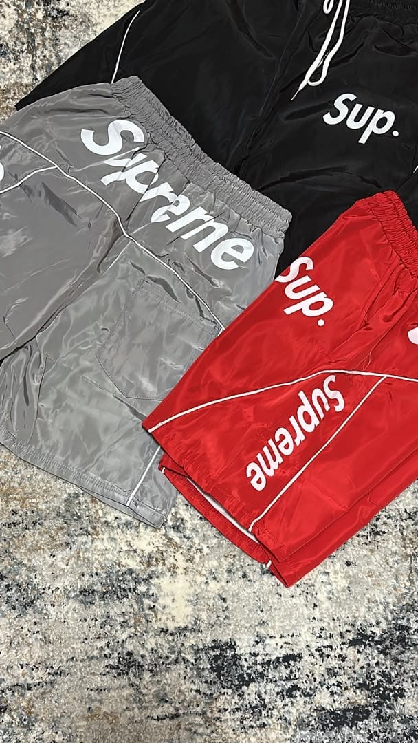 Lot de 3 shorts Supreme - Noir, Gris, Rouge