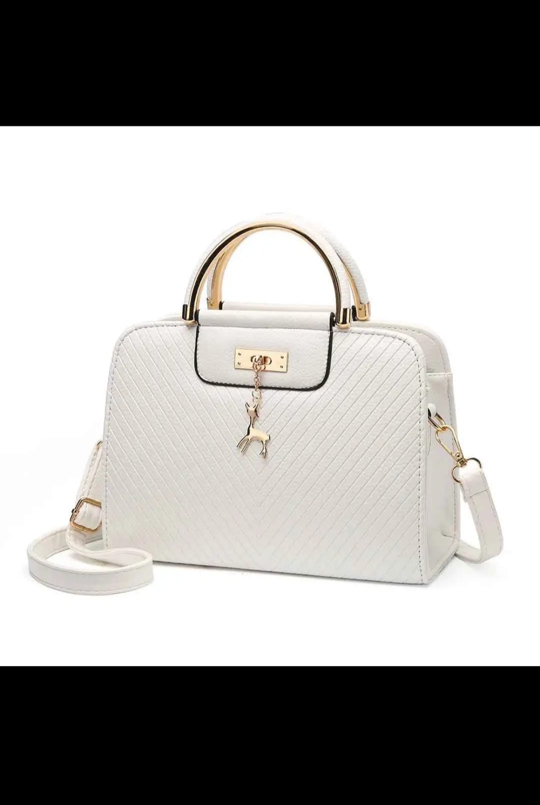 Sac à main élégant blanc avec bandoulière