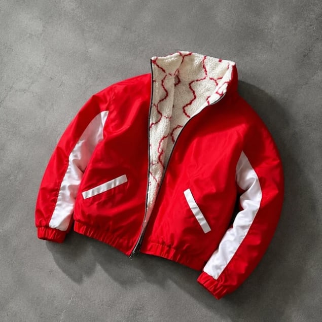 Veste polaire fleece à motif craquelé rouge et crème