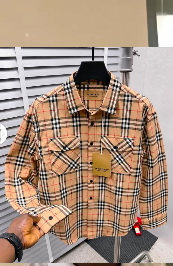 Chemise Burberry à carreaux beige/noir - Neuve