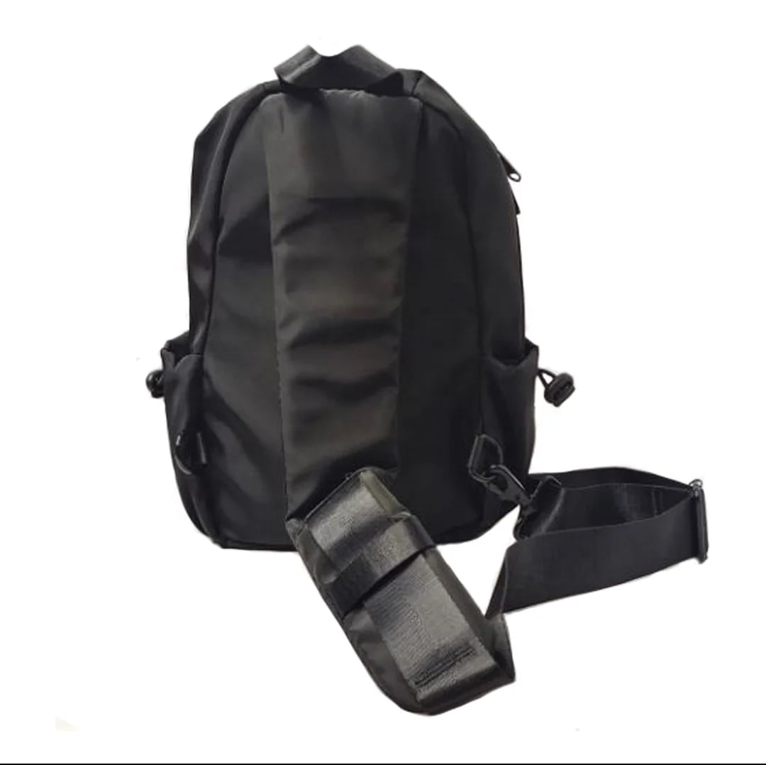 Sac à dos noir multipoches avec bandoulière
