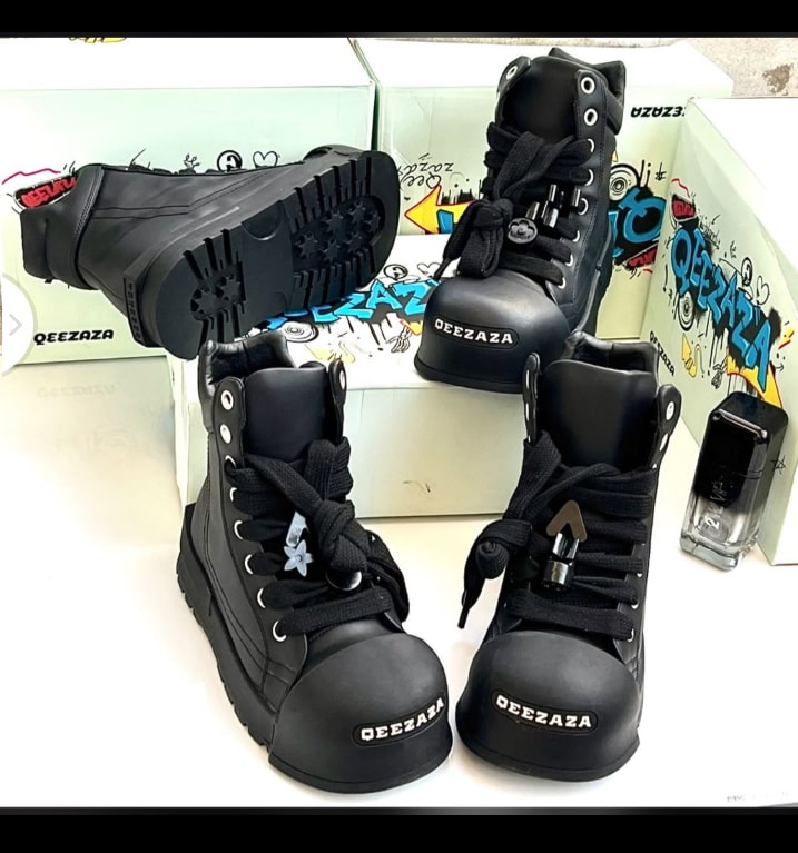 Bottines noires QEEZAZA - Style urbain et tendance