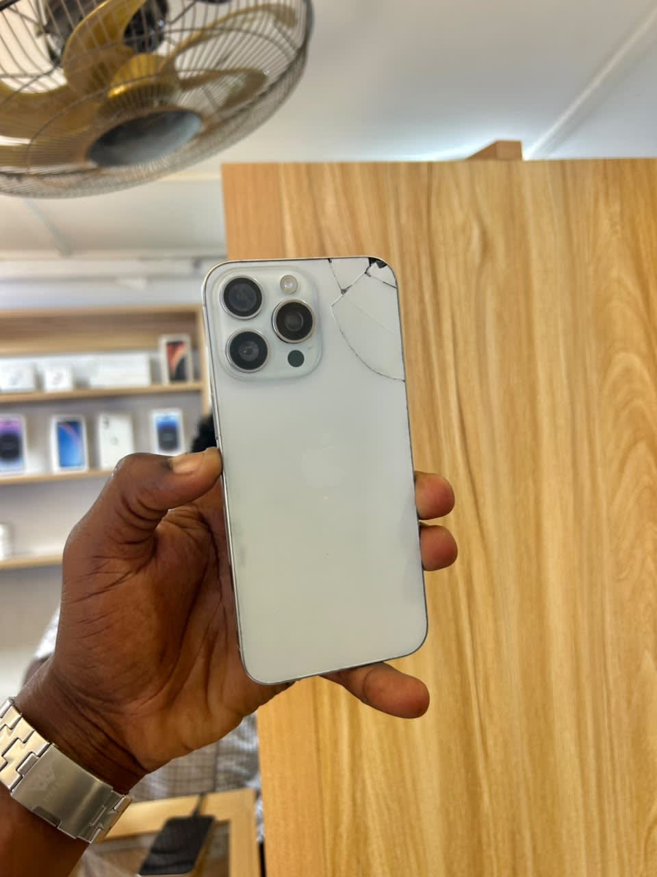 iPhone 12 Noir - Bon État
