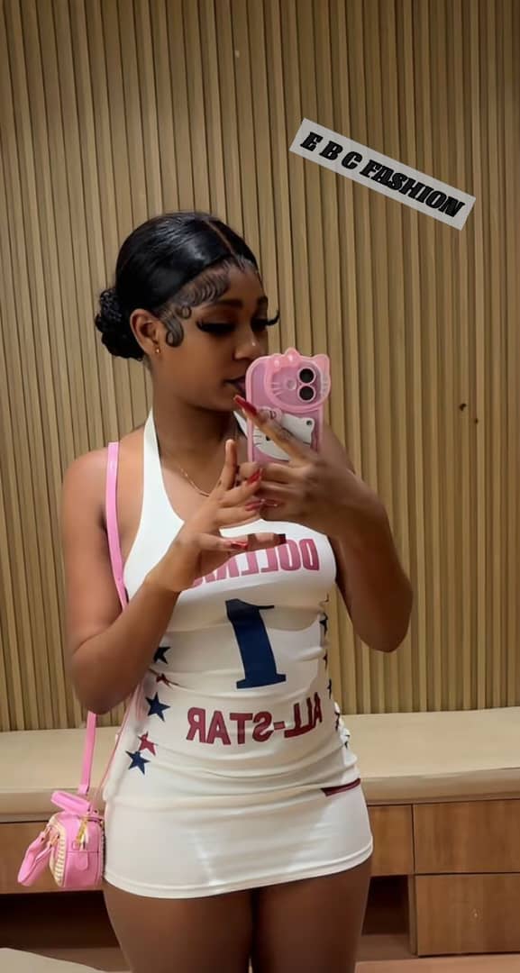 Ensemble sportif DOLLKISS All-Star blanc et rose - Débardeur + short