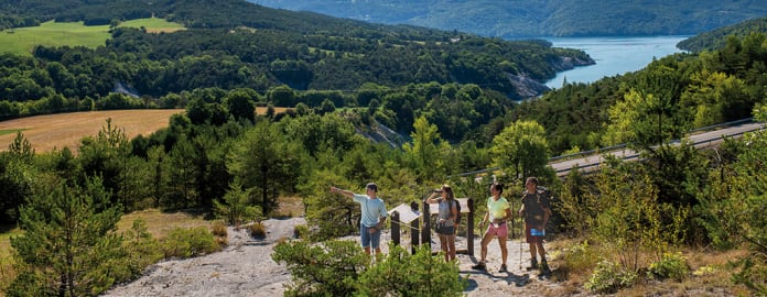 plusieurs randonnées au départ des Horizons du lac !