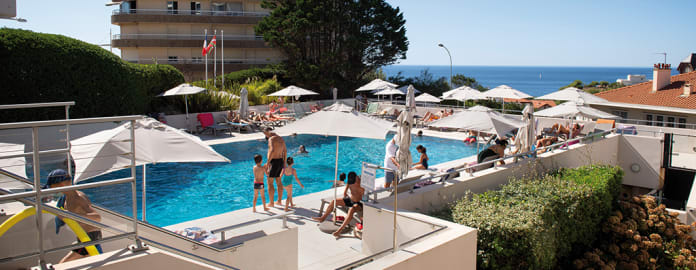 La piscine chauffée du Grand Large.jpg