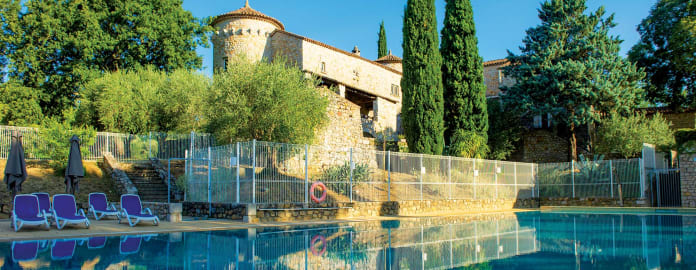 Piscine et Residence - Lou Castel - Vacances Bleues