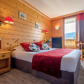 FORG_353x350_Chambre_renovee.jpg