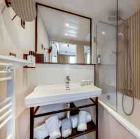hotel villa modigliani paris