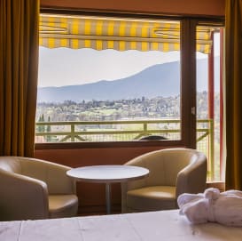 Chambre avec balcon de l'hôtel spa Villa Marlioz - Aix-les Bains - Vacances Bleues