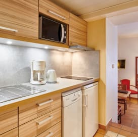 Cuisine d'un appartement, résidence Le Méditerranée