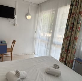 club le grand air vacances bleues lit double dans chambre essentielle