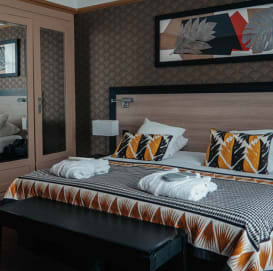 Prestige Suite living room