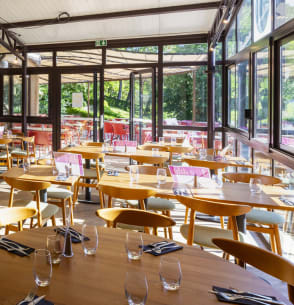 Restaurant rénové  - Domaine de Château Laval - Gréoux-les-Bains