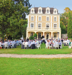 Mariage au Domaine de Château Laval - Gréoux-les-Bains - Jardin du château