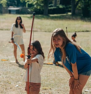 Tir à l'arc - Domaine de Château Laval - Vacances Bleues