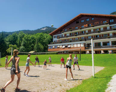 Beach volley aux Chalets du Prariand