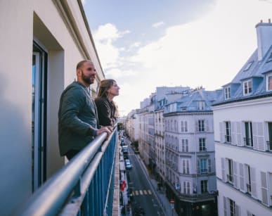 Provinces Opéra balcon chambre.jpg