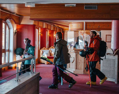 Skiers at the Belle Plagne*** reception