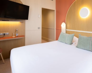 Hôtel Balmoral à Menton - chambre double vue mer - Vacances Bleues