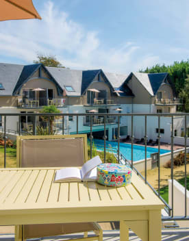 terrasse vue piscine - La Bretagne : terre de coups de cœur
