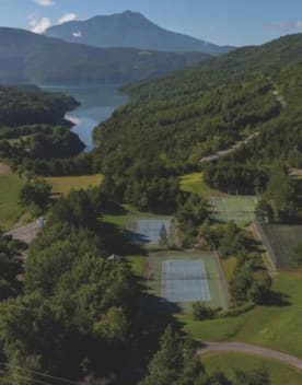 Vue depuis l'établissement sur le lac - Club*** Les horizons du lac - Chorges