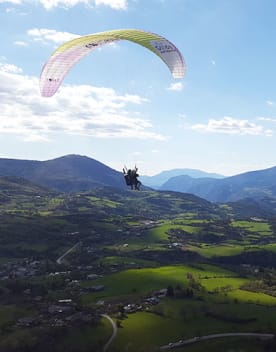 parapente - lac de serre poncon - vacances bleues