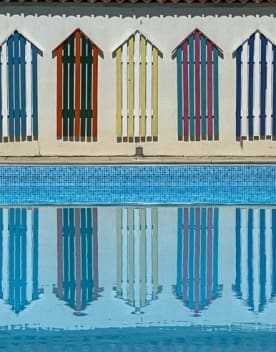 Piscine extérieure et déco accrochée au mur - Grand Air - Oléron