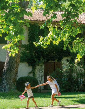 Club 3 étoiles Domaine de Château Laval - demi pension et pension complète  Gréoux les Bains - Vacances Bleues