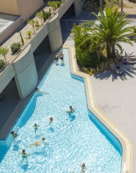 piscine-exterieure-club-jardins-atlantique-386x508.jpg