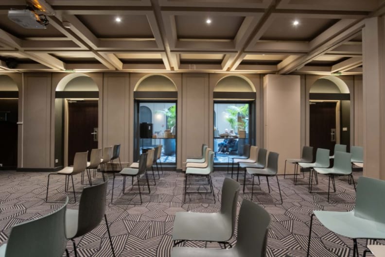 Provinces Opéra salle de séminaire 1.jpg