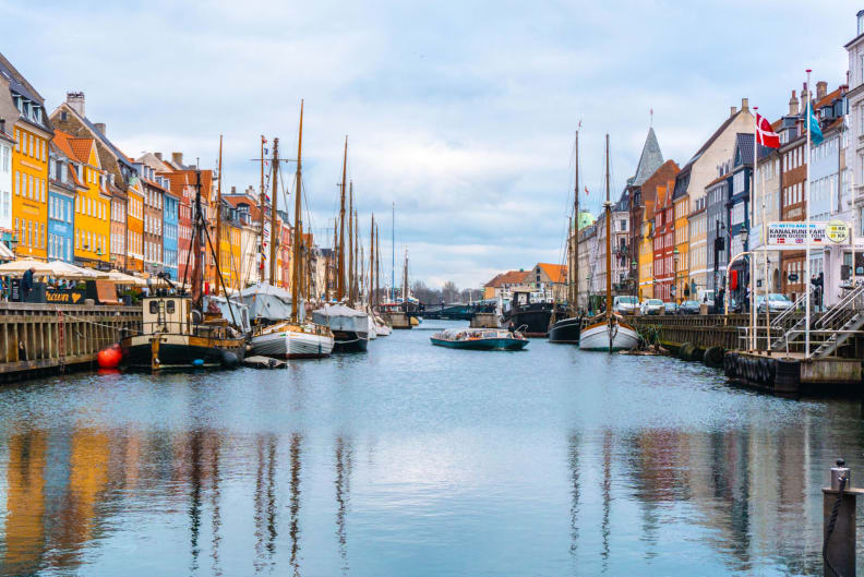 copenhague-canal1920x1280.jpg