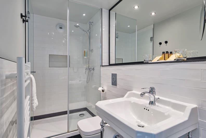 One-bedroom bathroom - hotel provinces opéra