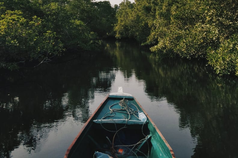 kayak-senegal2000x1333.jpg