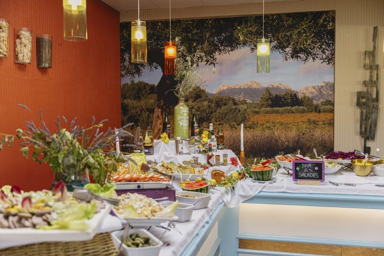 Castel Luberon Buffet