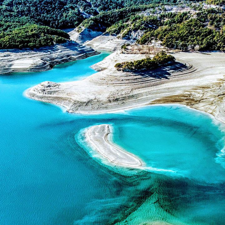 Lac serre poncon - hautes alpes