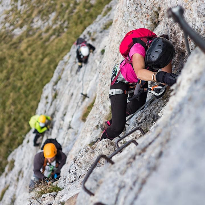bb2ed0dfdbb6-via-ferrata-karellis-720x720.jpg