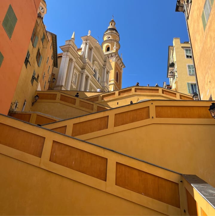 Menton - Rampes munumentales de la basilique Saint-Michel - vieux Menton