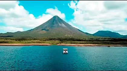 arenal-lake-boat.jpg