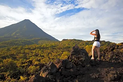 arenal-volcano-solo-traveller-view.jpg