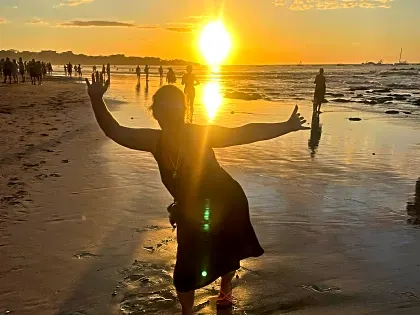 colleen-buchmann-review-beach-dance.jpg