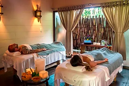 el-silencio-lodge-spa-couple-massage-session-overview-bajos-del-toro.jpg
