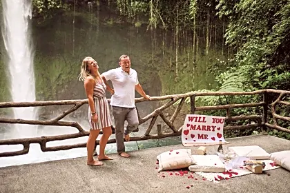 jesse-kelly-wedding-proposal-arenal-la-fortuna.jpg