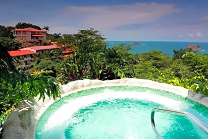 parador-resort-and-spa-jacuzzi-ocean-view-manuel-antonio.jpg